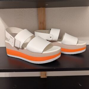 Matisse Jams White Orange Platform Sandals 8